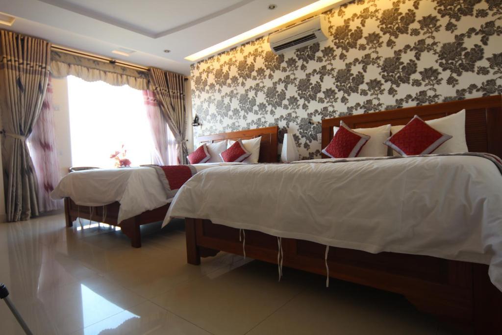 Trung Duong Da Nang Beach Hotel Room photo